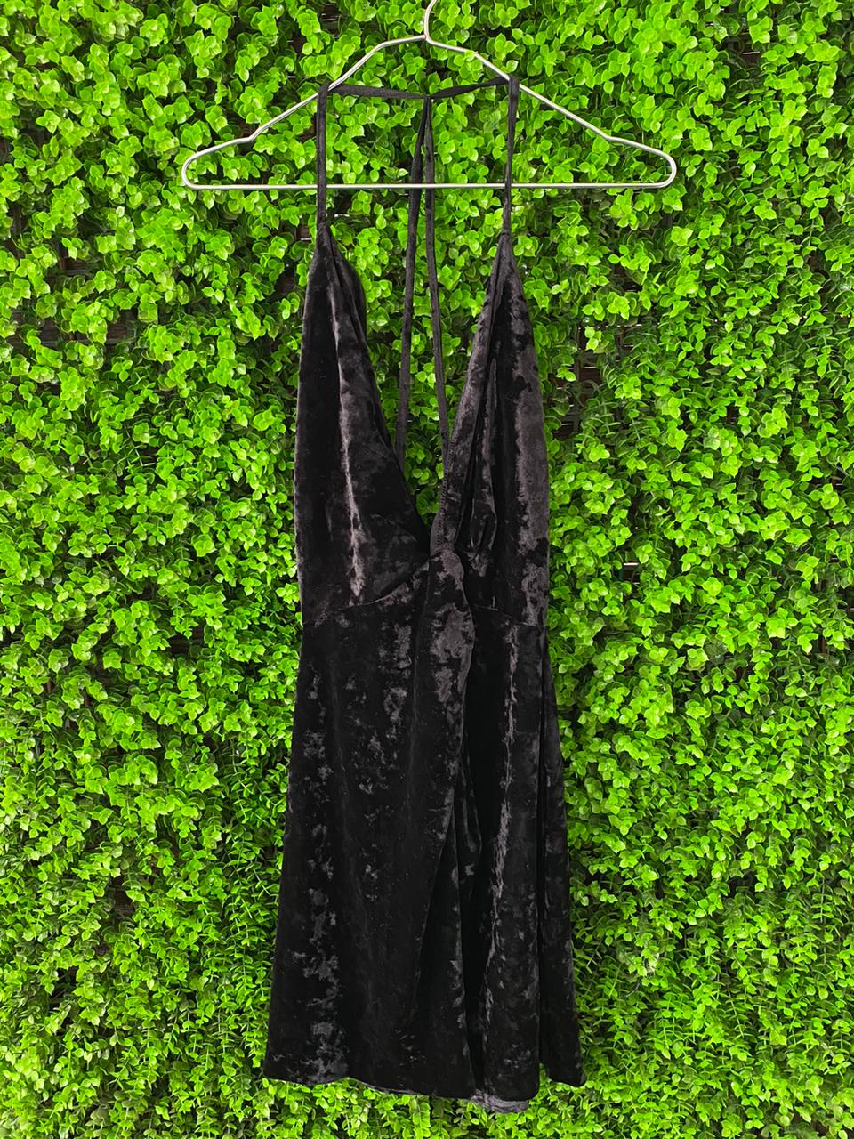 zara velvet mini dress Black Plunge – Salty Hippy Black gold Accessory size:32