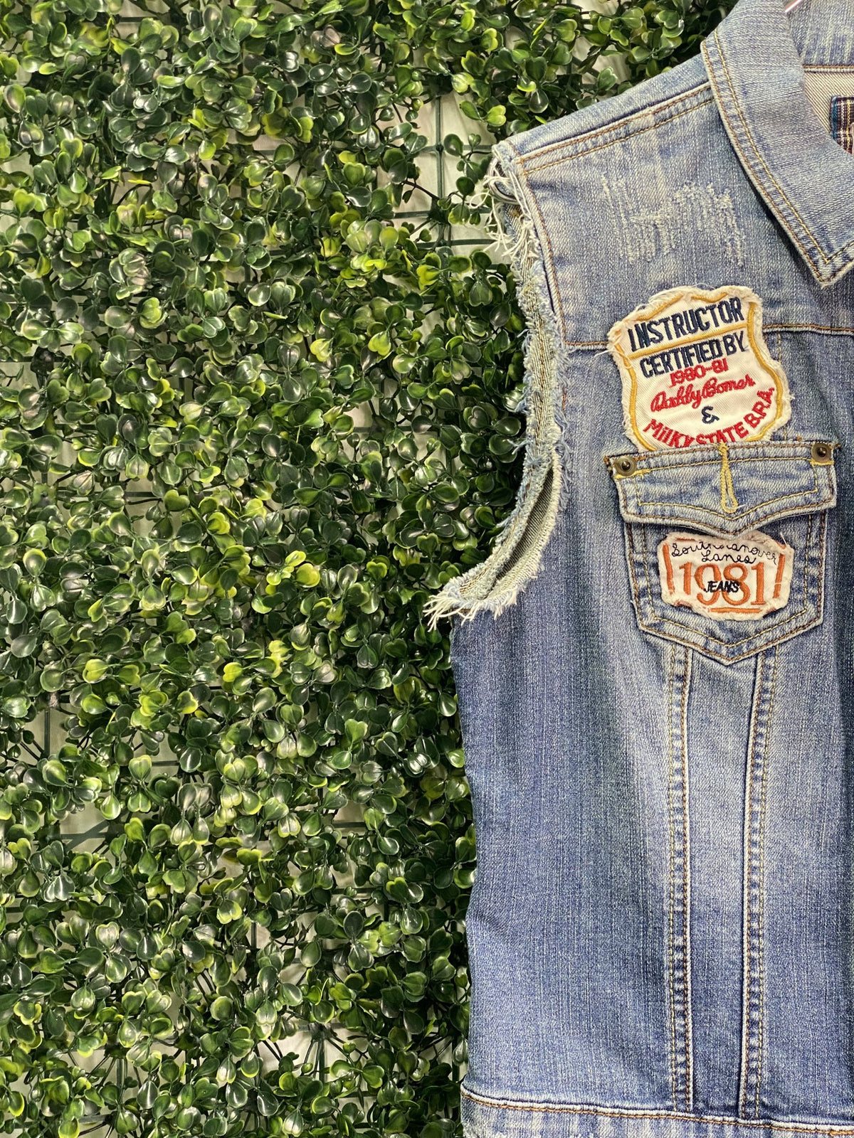 2.1 Denim Blue Patch Detail Sleeveless Jacket — detail