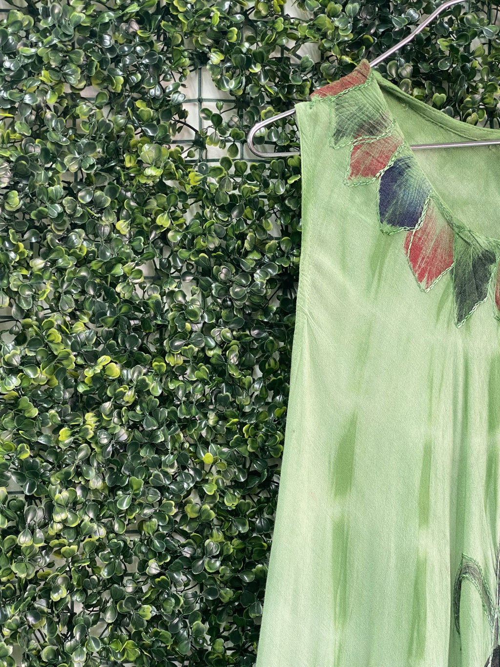 Green Butterfly Print High-Low Viscose Dress — detail