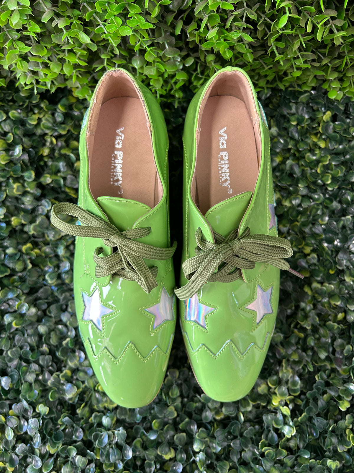 Via Pinky Lime Green Patent Star Platform Oxfords — brand