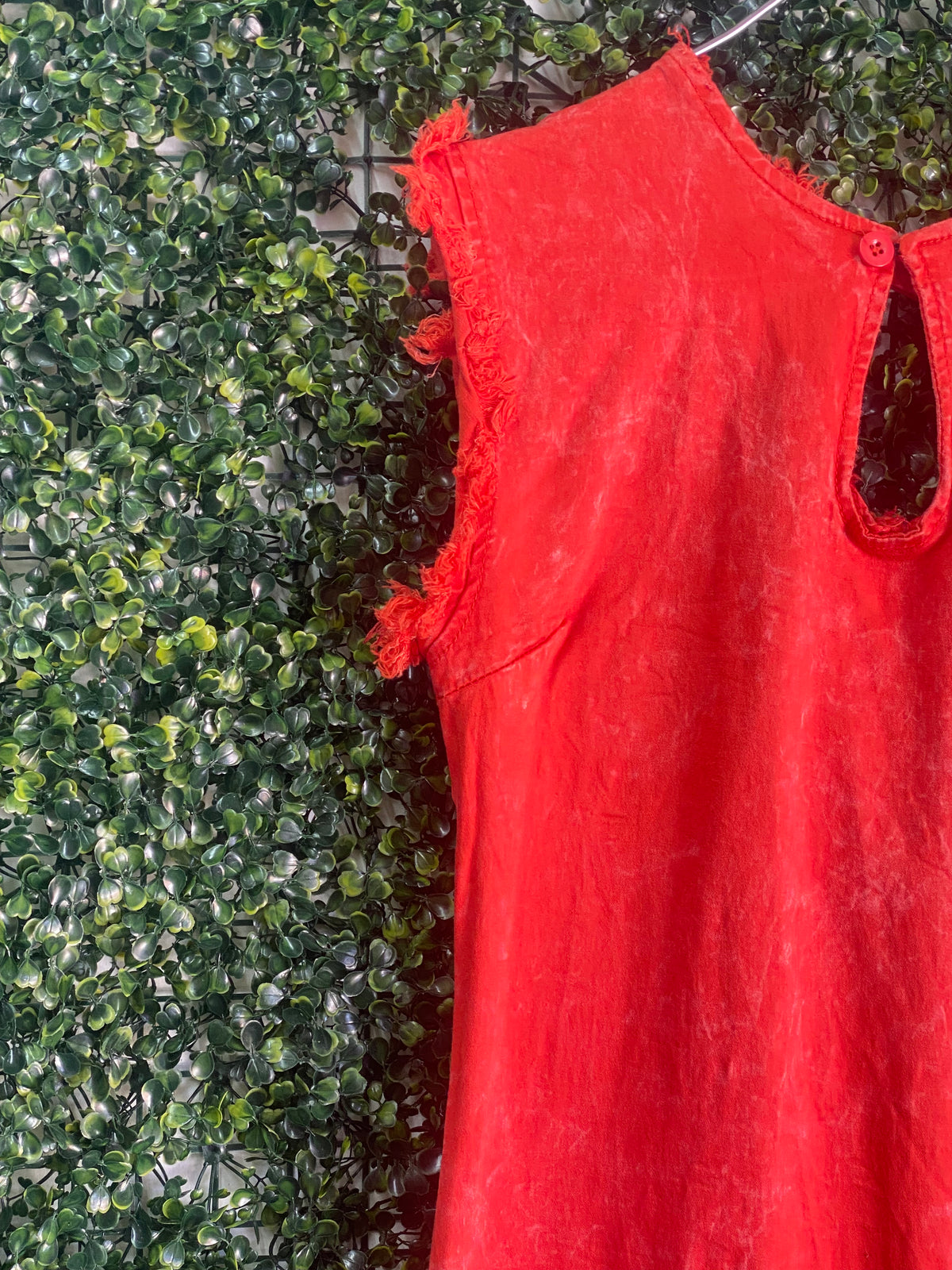 Rust Red Frayed-Trim Keyhole Midi Dress — detail