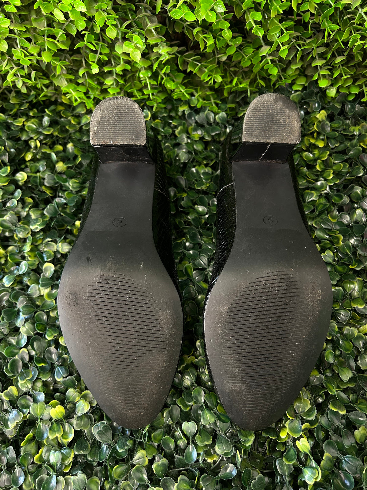 Truworths Black Snakeskin-Effect Block Heel Court Shoes — detail