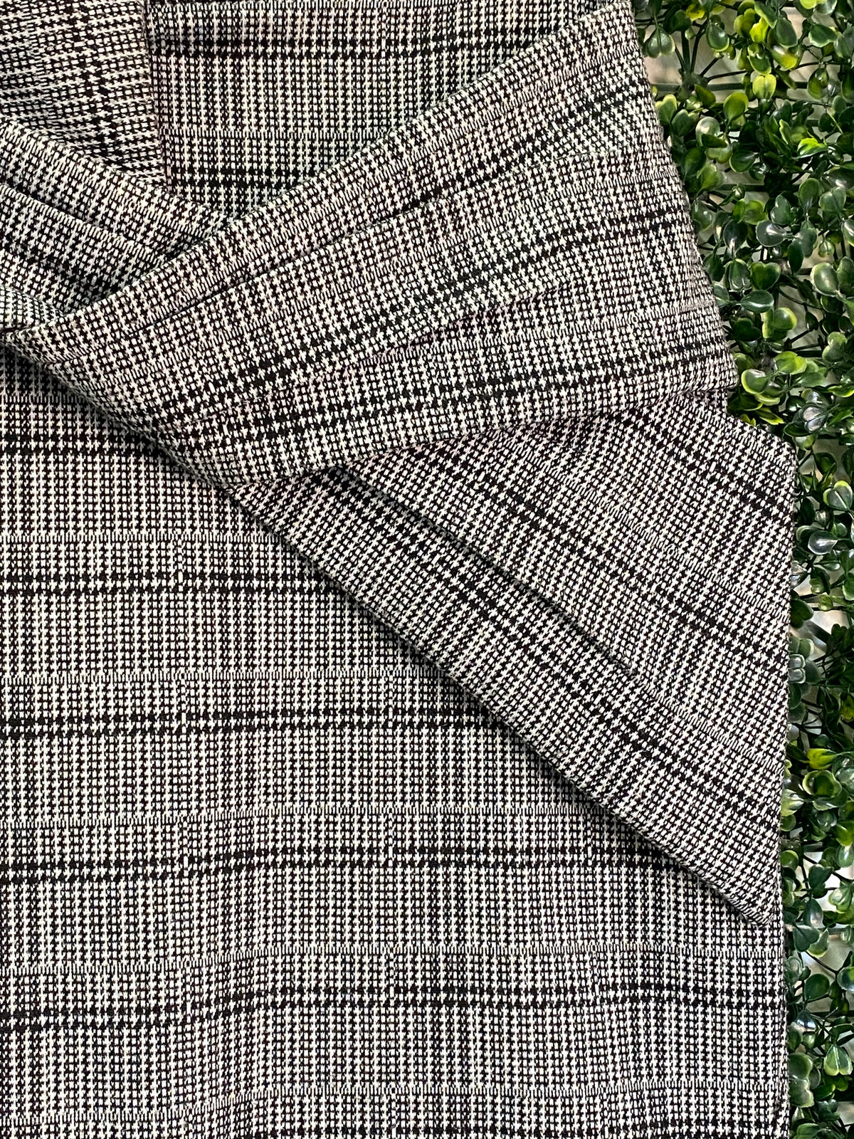 About Me Grey Plaid Wrap-Detail Pencil Skirt — detail