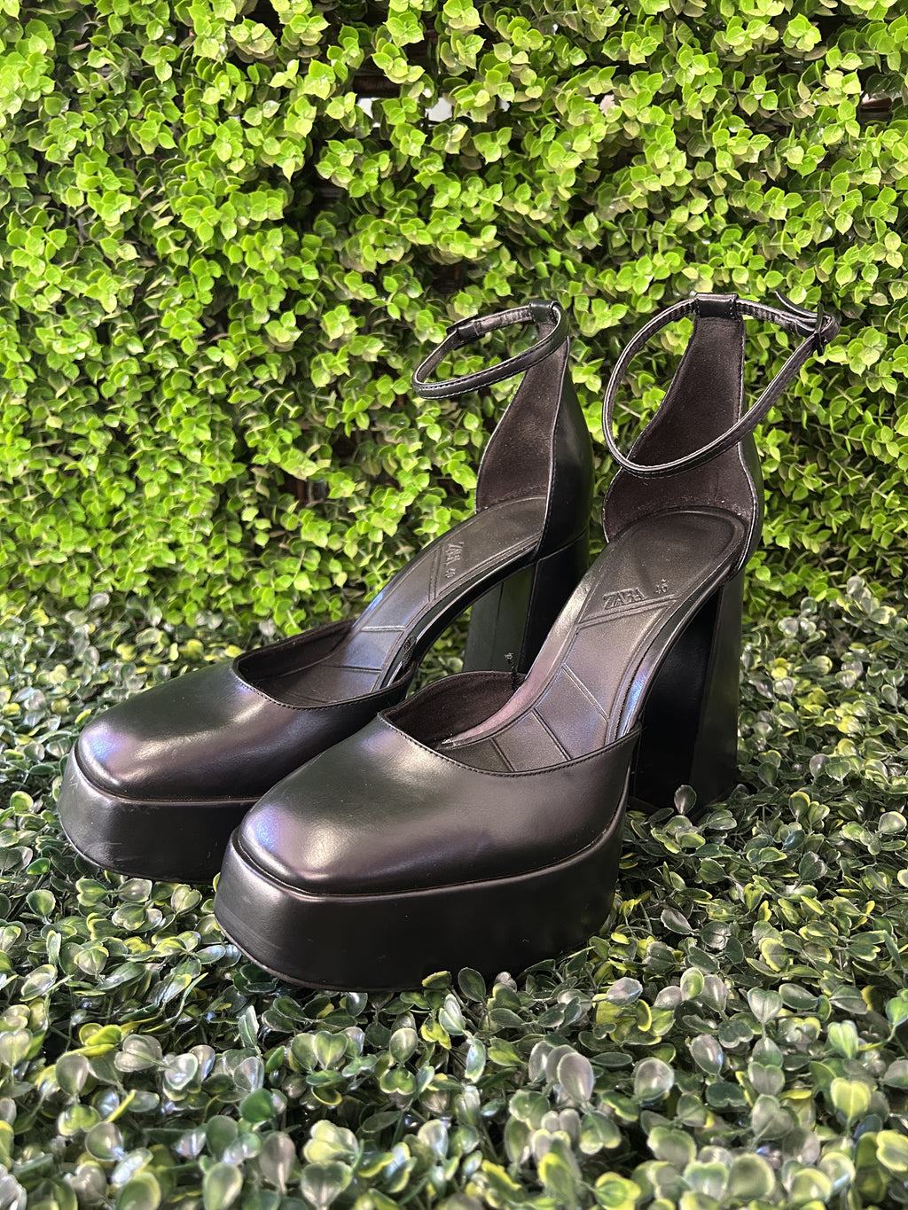 Zara Black Platform Ankle-Strap Block Heels — detail