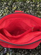 Red Textured Crossbody Bag with Gold Clasp — detail