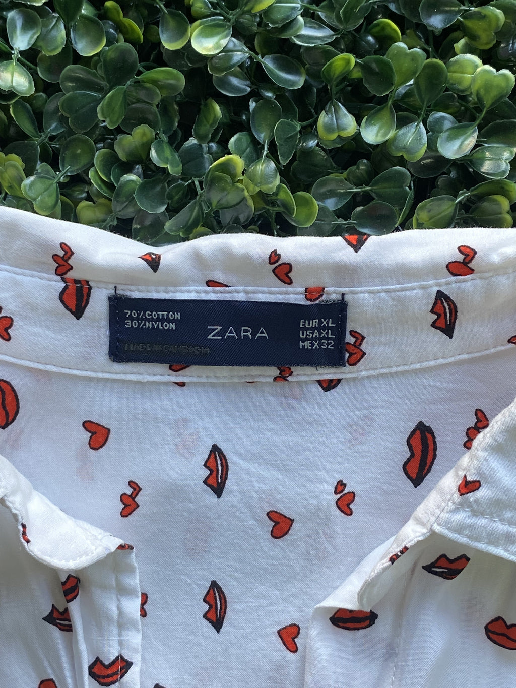 Zara White Lip Print Button-Up Blouse — brand