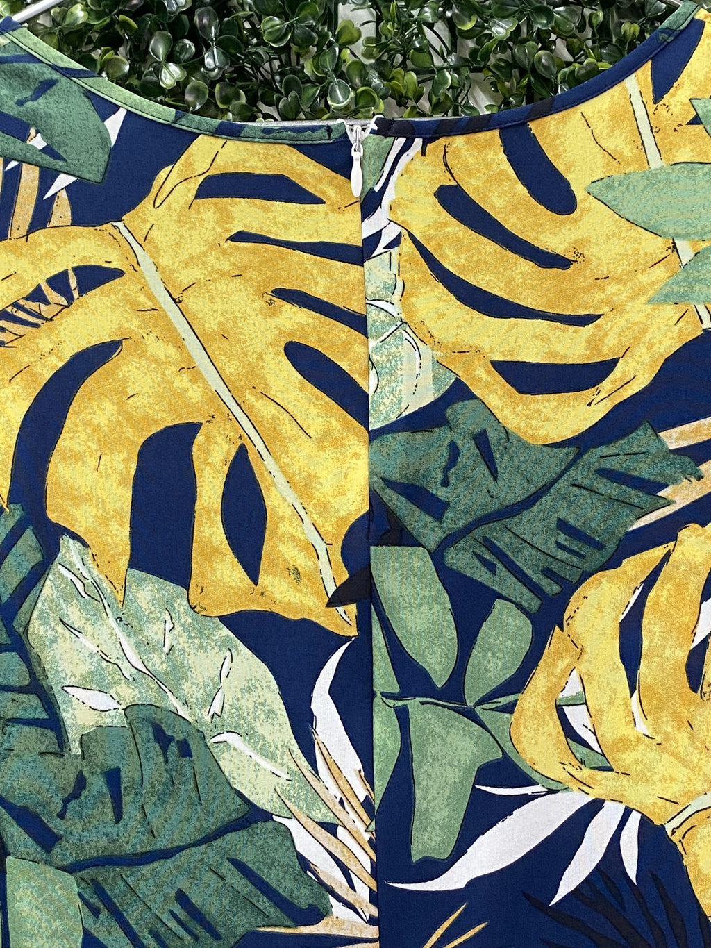 Emery Rose Navy Tropical Leaf Wide-Leg Jumpsuit — detail