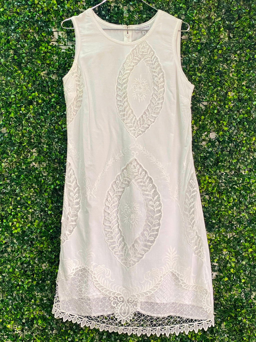 Queenspark White Embroidered Cotton Shift Dress — front