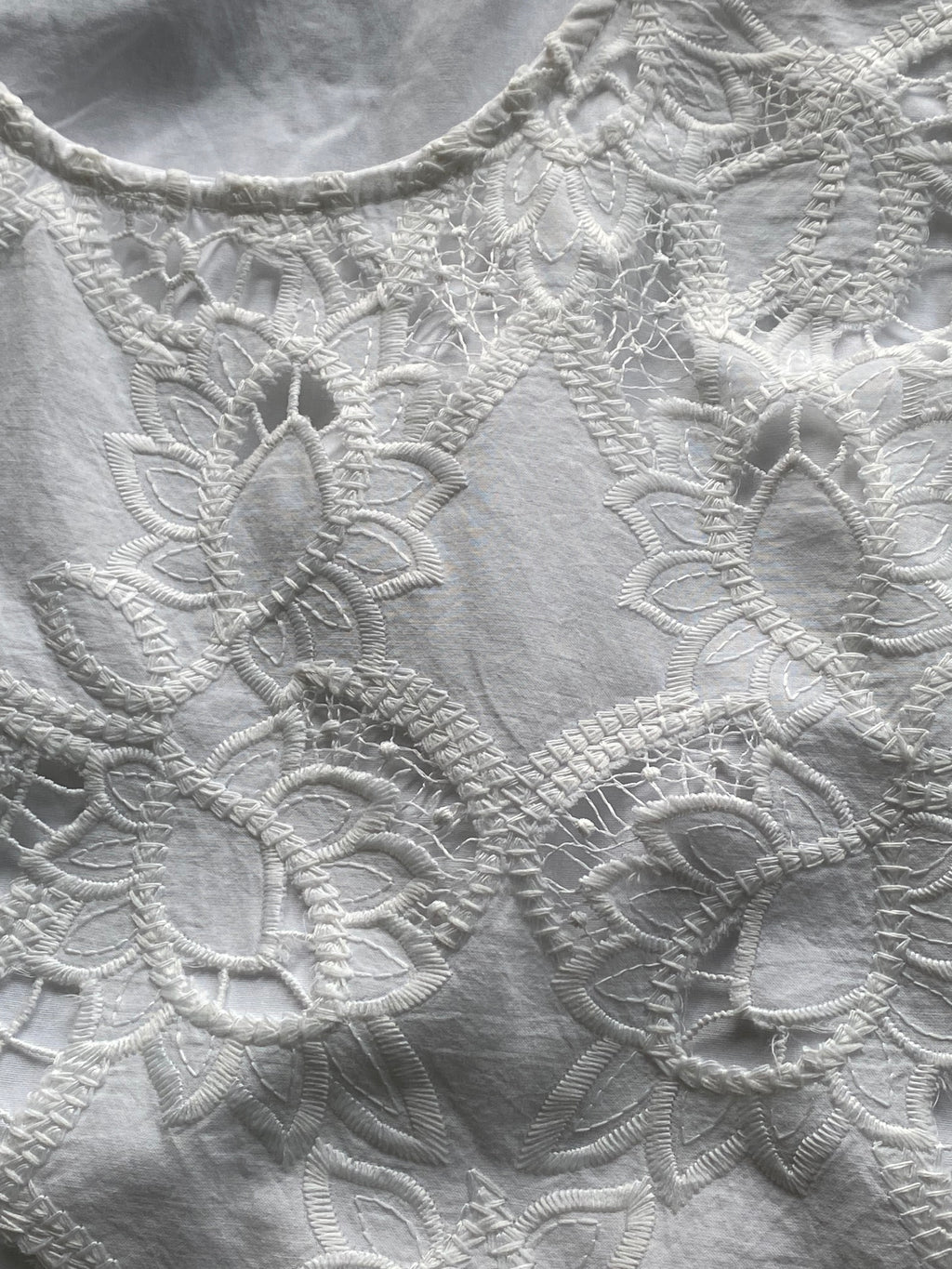 Foschini White Cotton Lace Sleeveless Top — detail