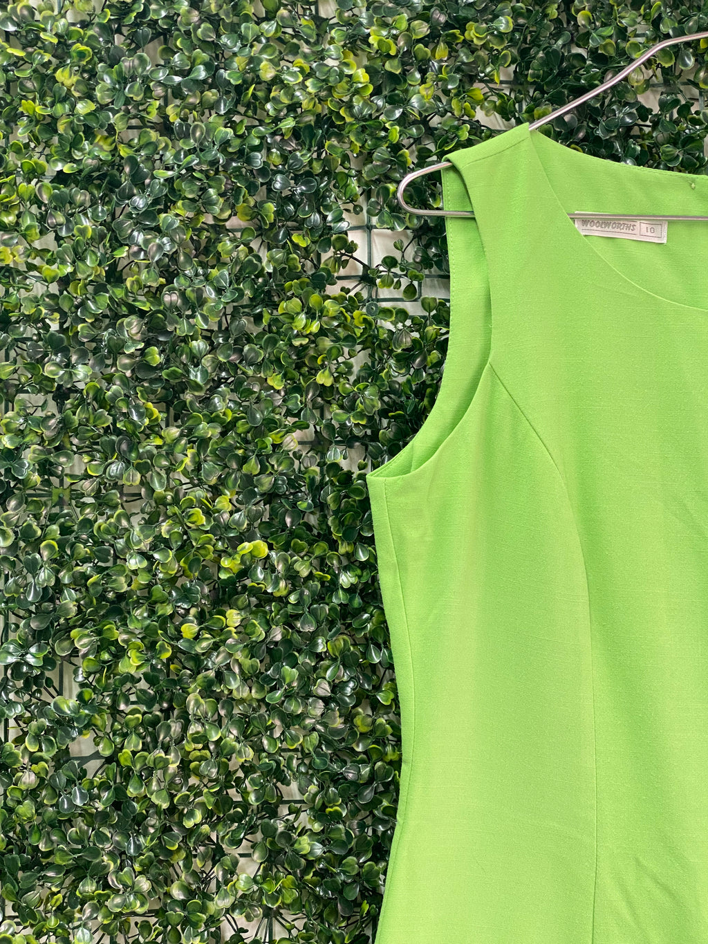 Woolworths Lime Green & Black Mod Shift Dress — detail