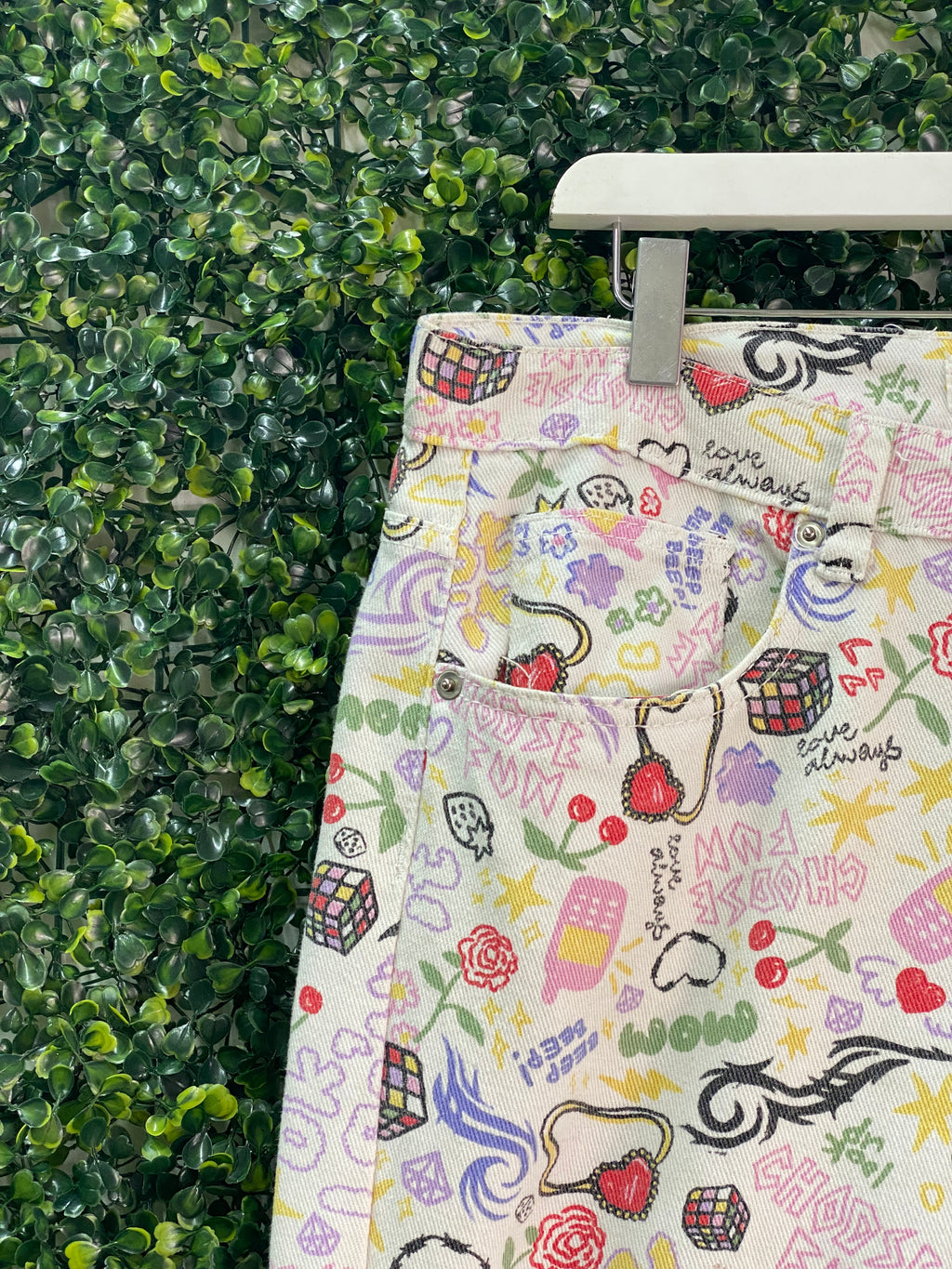 White Doodle Print Straight-Leg Pants — detail