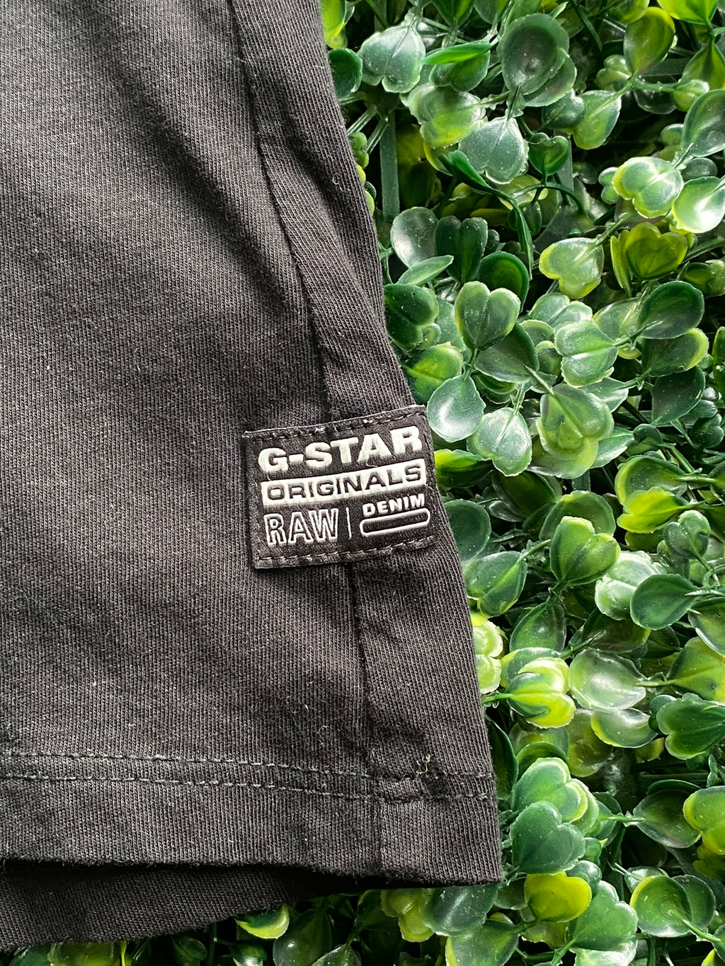 G-Star RAW Black Gold Logo T-Shirt — brand