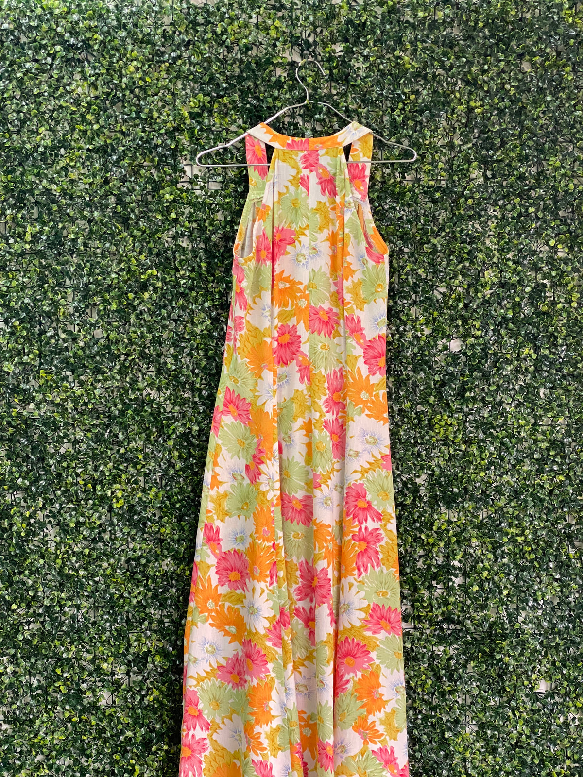 Retro Orange & Pink Floral Button-Front Maxi Dress — detail