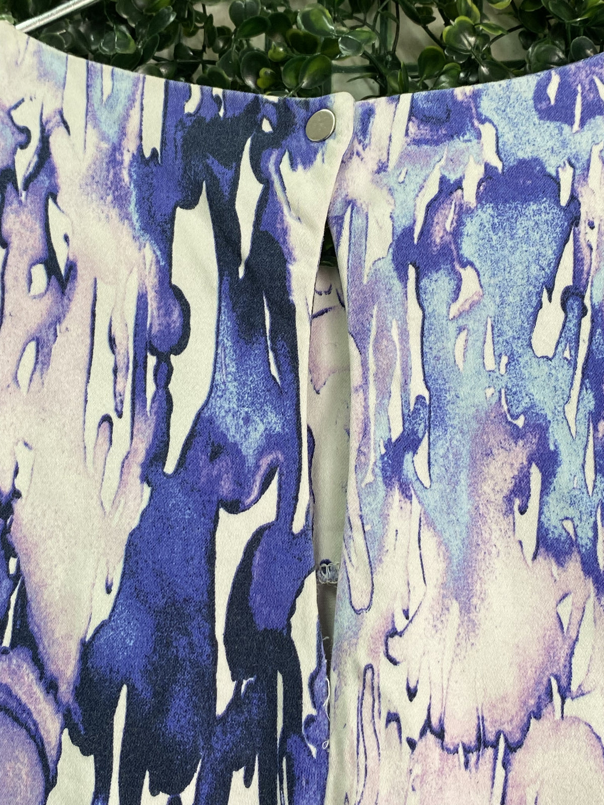 Lilac & Indigo Abstract Sleeveless Shift Dress — detail