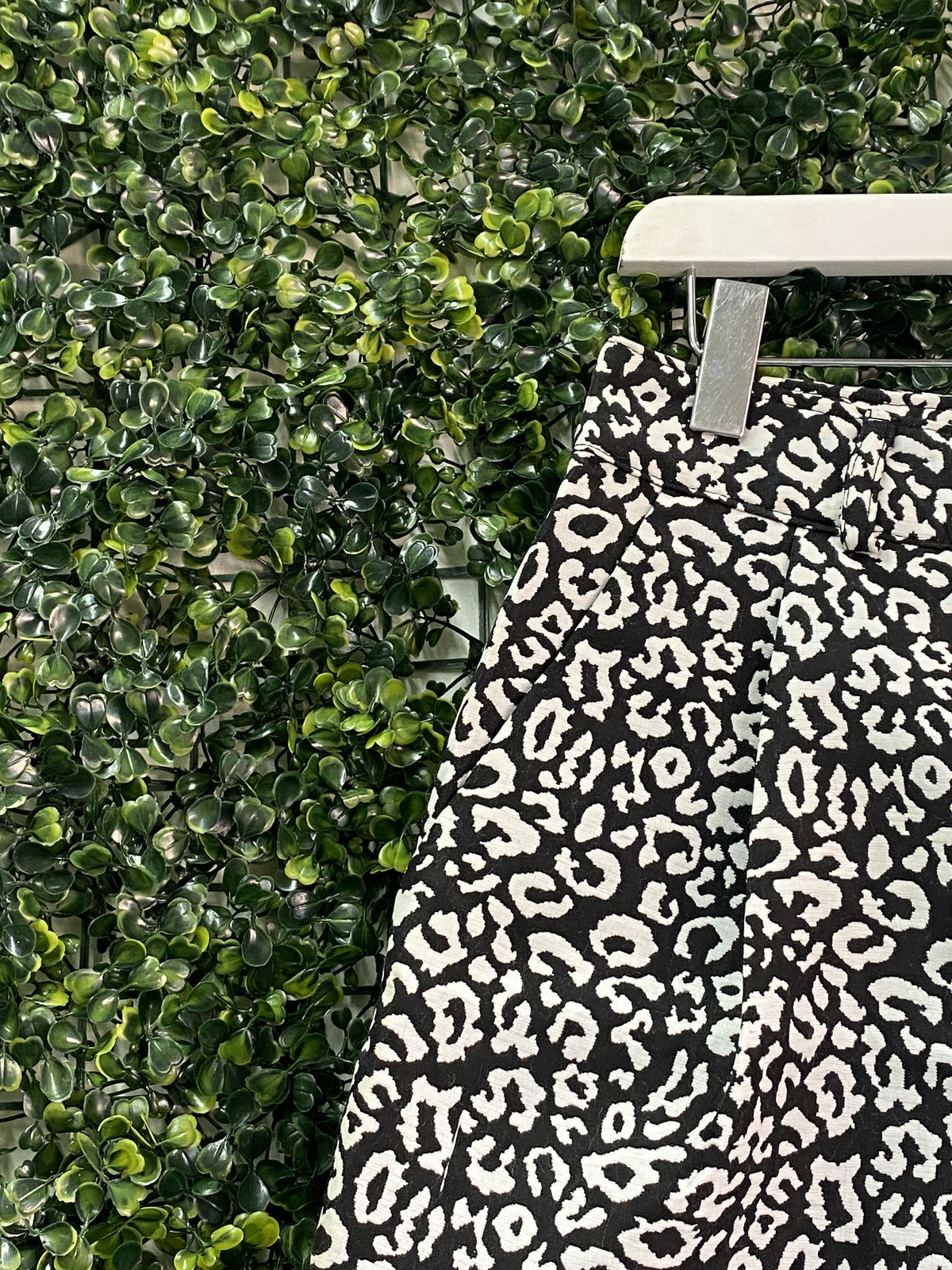 DiNi Black and White Animal Print Tailored Shorts — detail