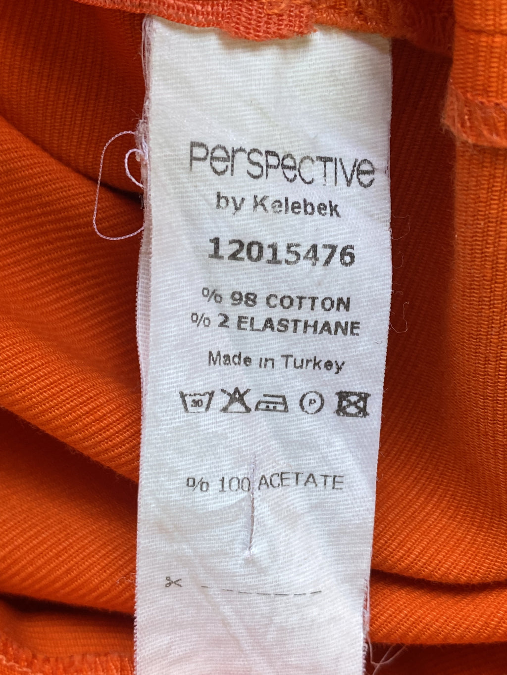 ZUI Burnt Orange Button-Detail Tailored Shorts — care