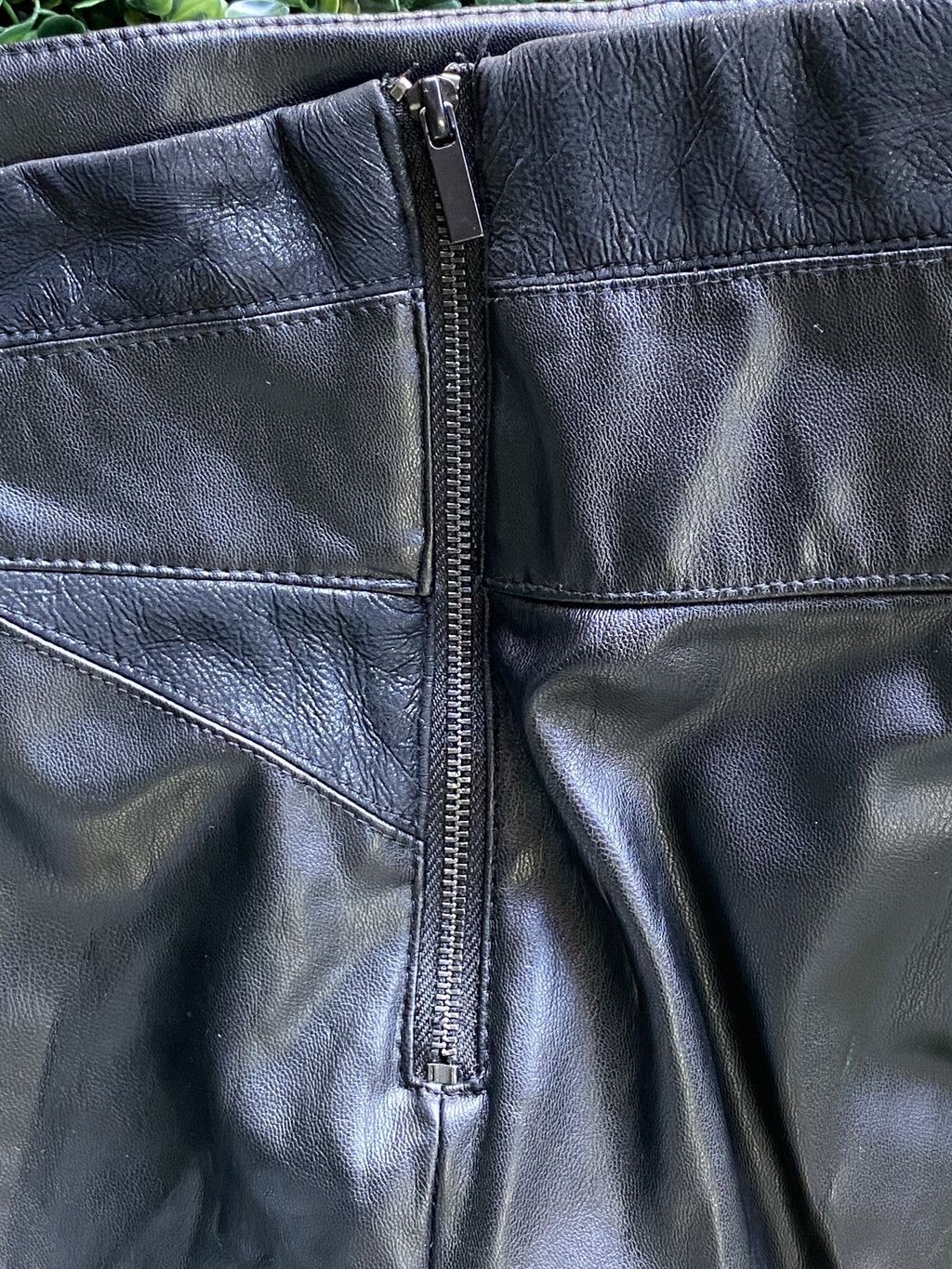 Zara Black Faux-Leather Zip-Ankle Pants — detail