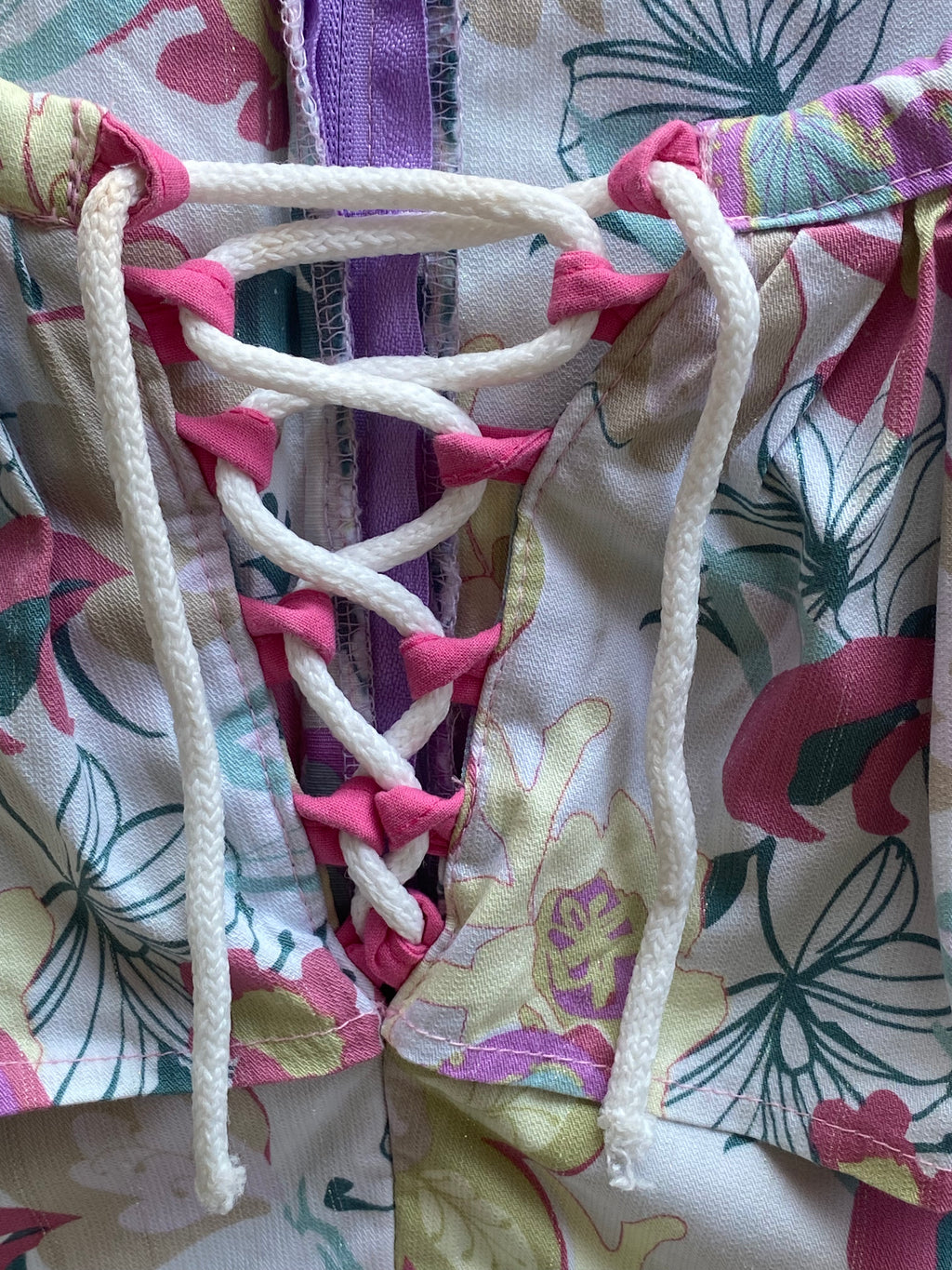 Street Chic Pastel Floral Ruffle Lace-Up Dress — detail