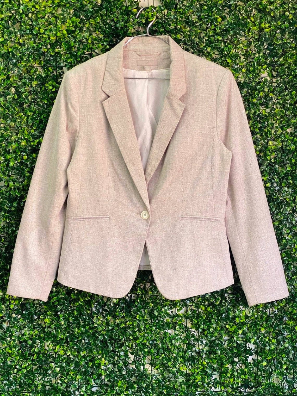H&M Blush Textured Blazer — 01-front
