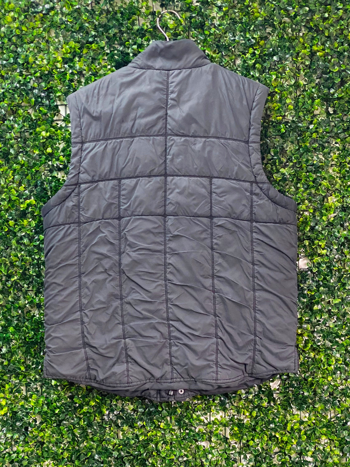 Old Khaki Charcoal Quilted Utility Gilet — back
