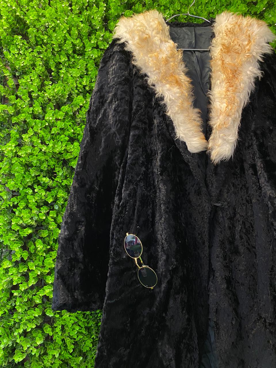 Black Faux Fur Coat with Cream Collar & Pockets