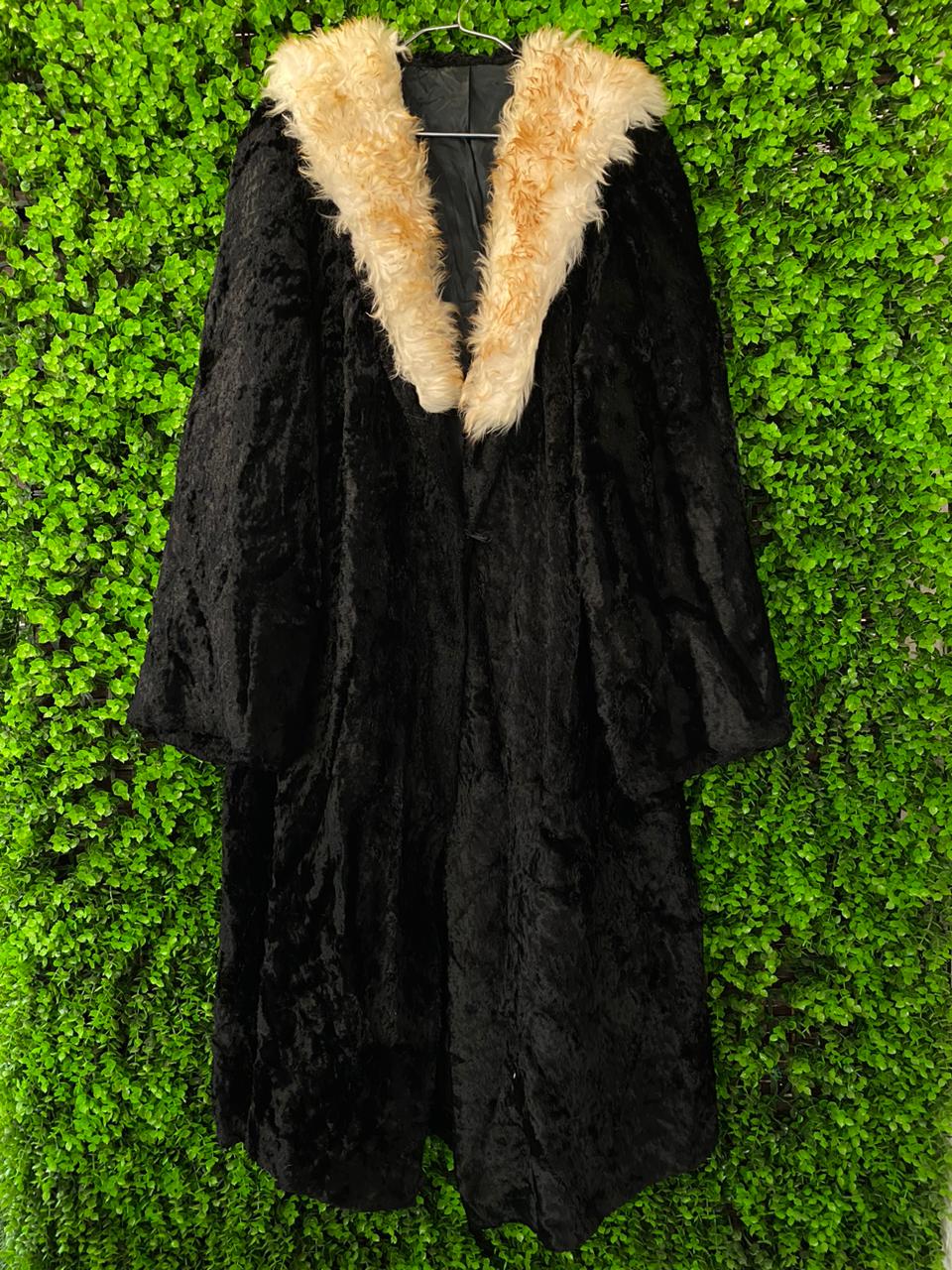 Black Faux Fur Coat with Cream Collar & Pockets