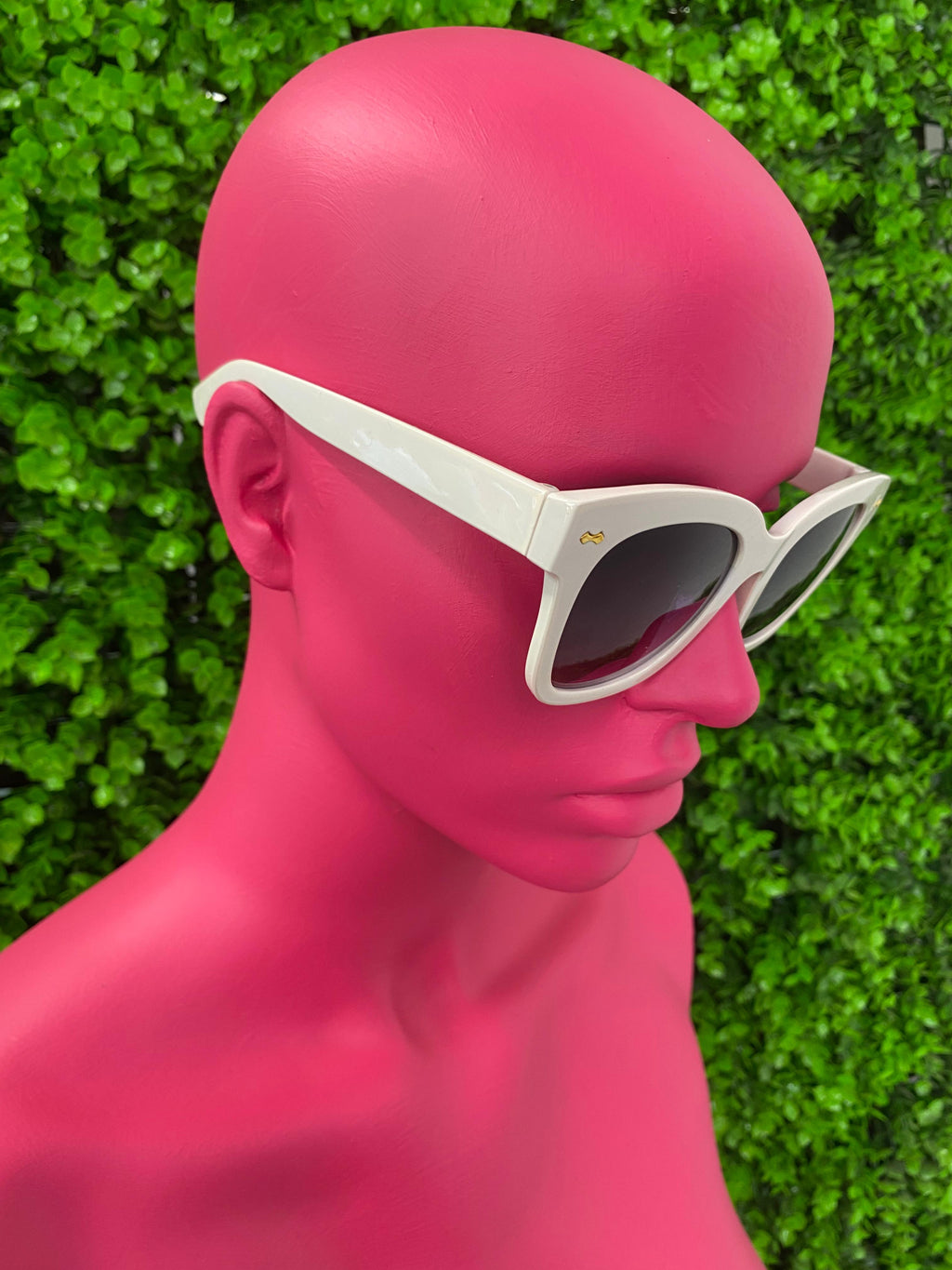Large White Cat-Eye Sunglasses