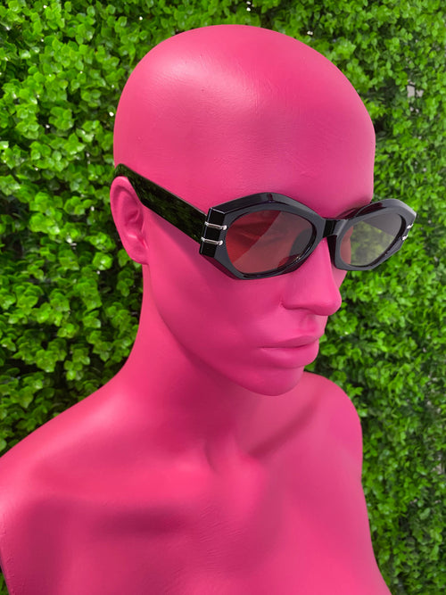 Black Classic Cat-Eye Sunglasses