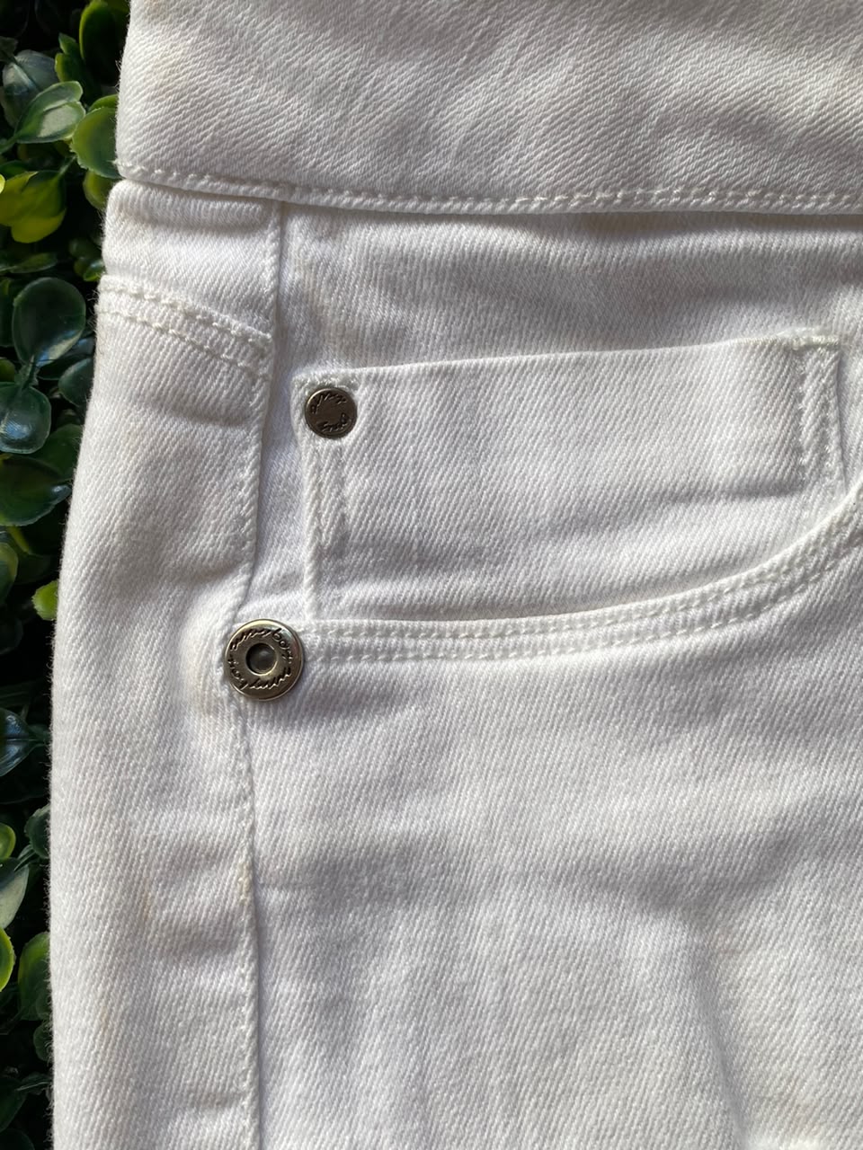 Sissy Boy White Stretch-Cotton Distressed Skinny Jeans