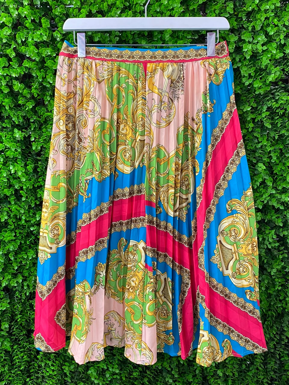 Multicolour Baroque Shirt & Pleated Skirt Set