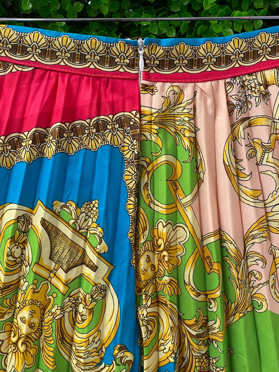 Multicolour Baroque Shirt & Pleated Skirt Set