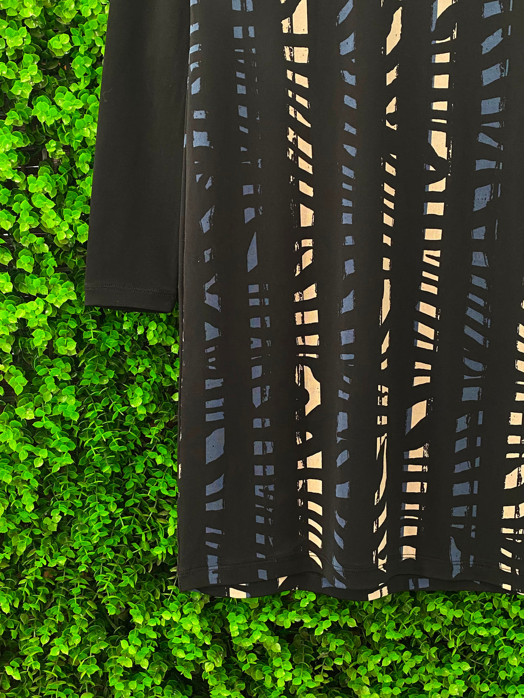 Banana Republic Black Graphic-Panel Shift Dress