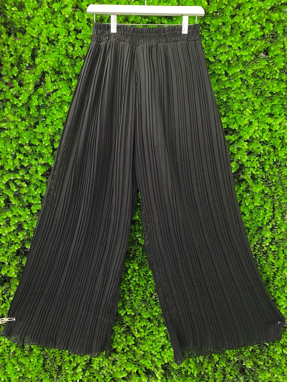 Black Pleated Maxi Skirt