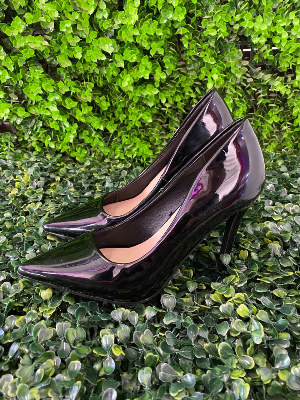 Black Patent Pointed-Toe Pumps