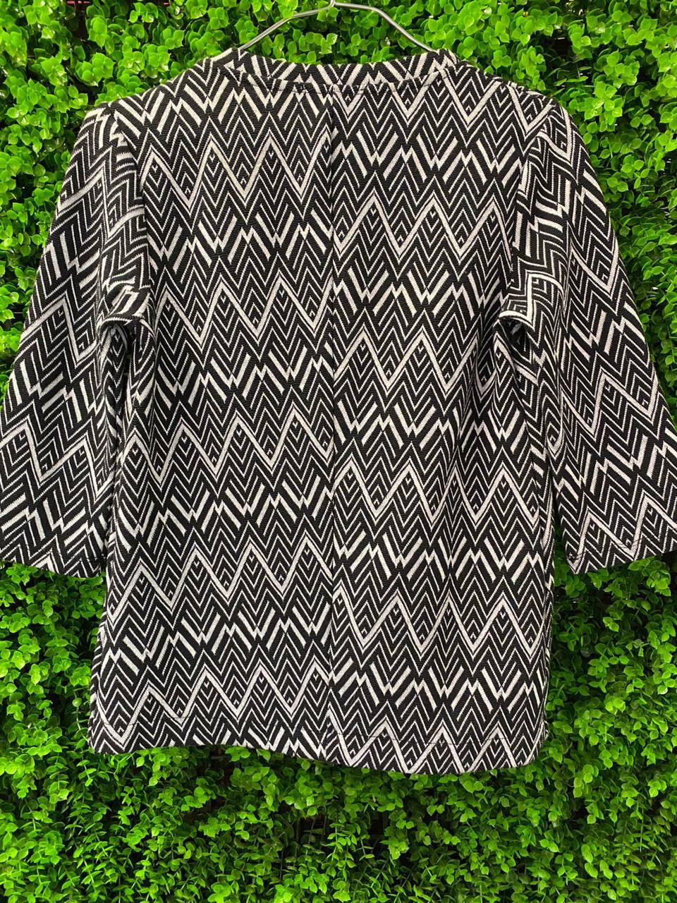 Black & White Chevron Pattern Top