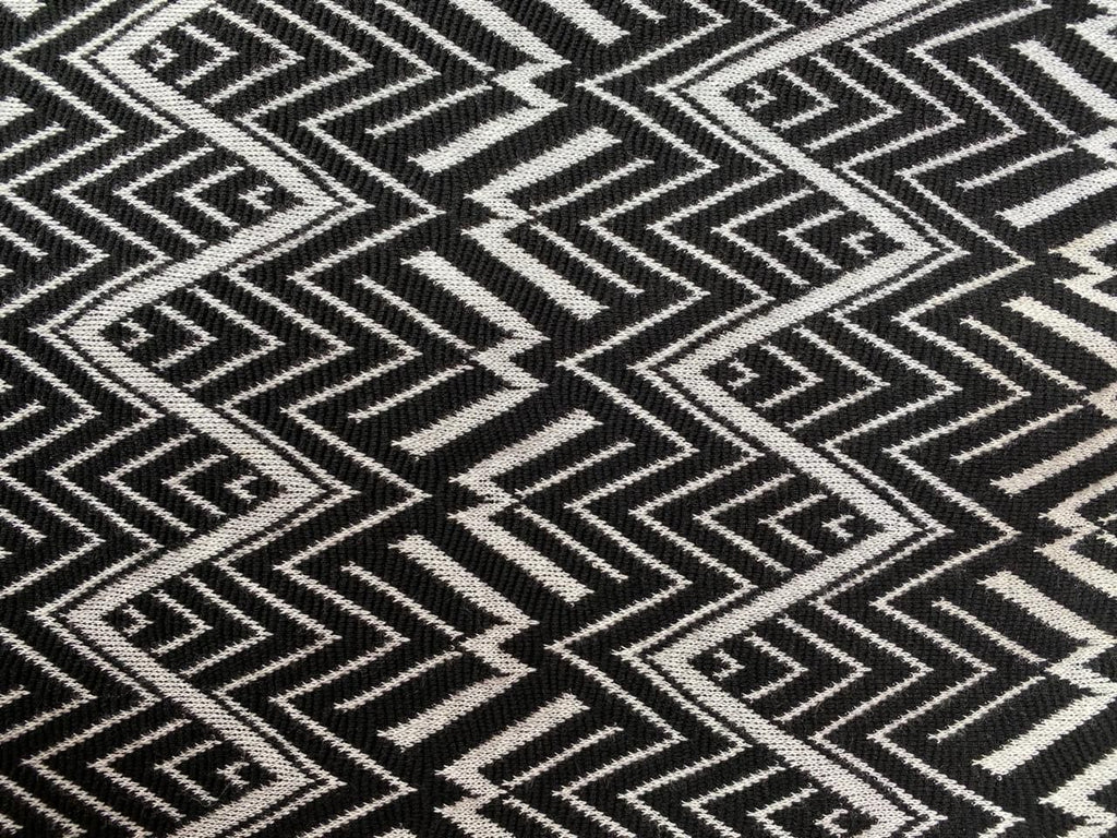 Black & White Chevron Pattern Top