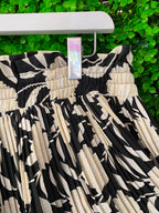 Zara Black & Ivory Leaf-Print Flared Shorts