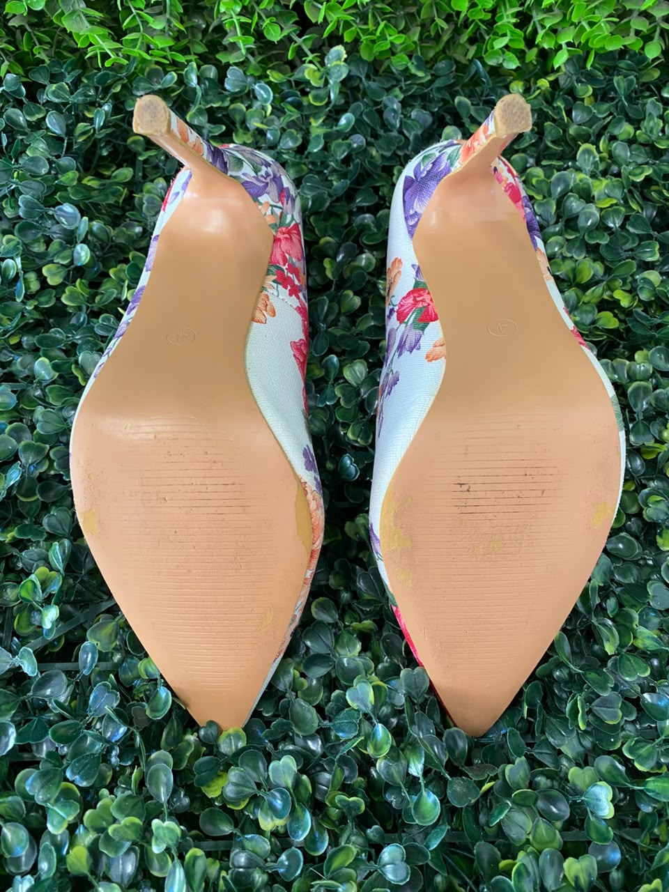 Floral Pointed-Toe Pumps