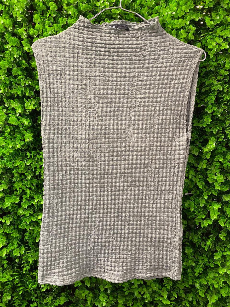 Zara Grey Textured Sleeveless Top
