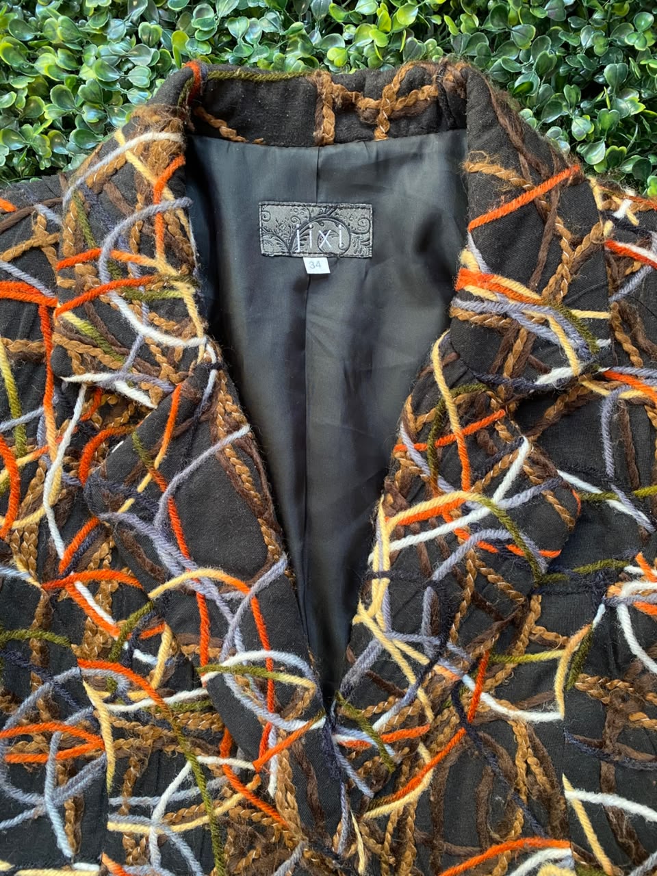 Black & Brown Abstract-Print Tailored Blazer
