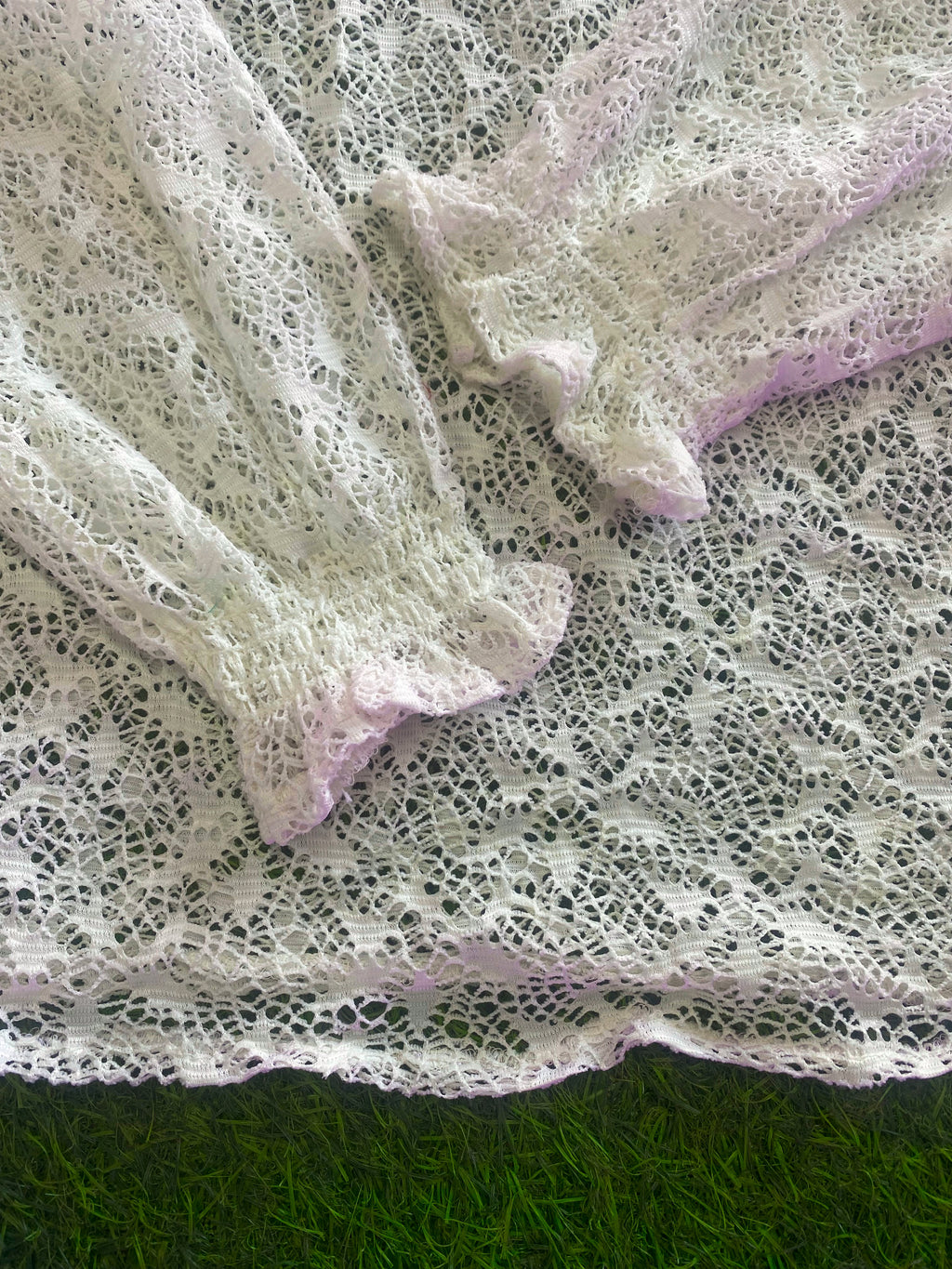 Amari Cream Lace Long Sleeve Blouse — detail