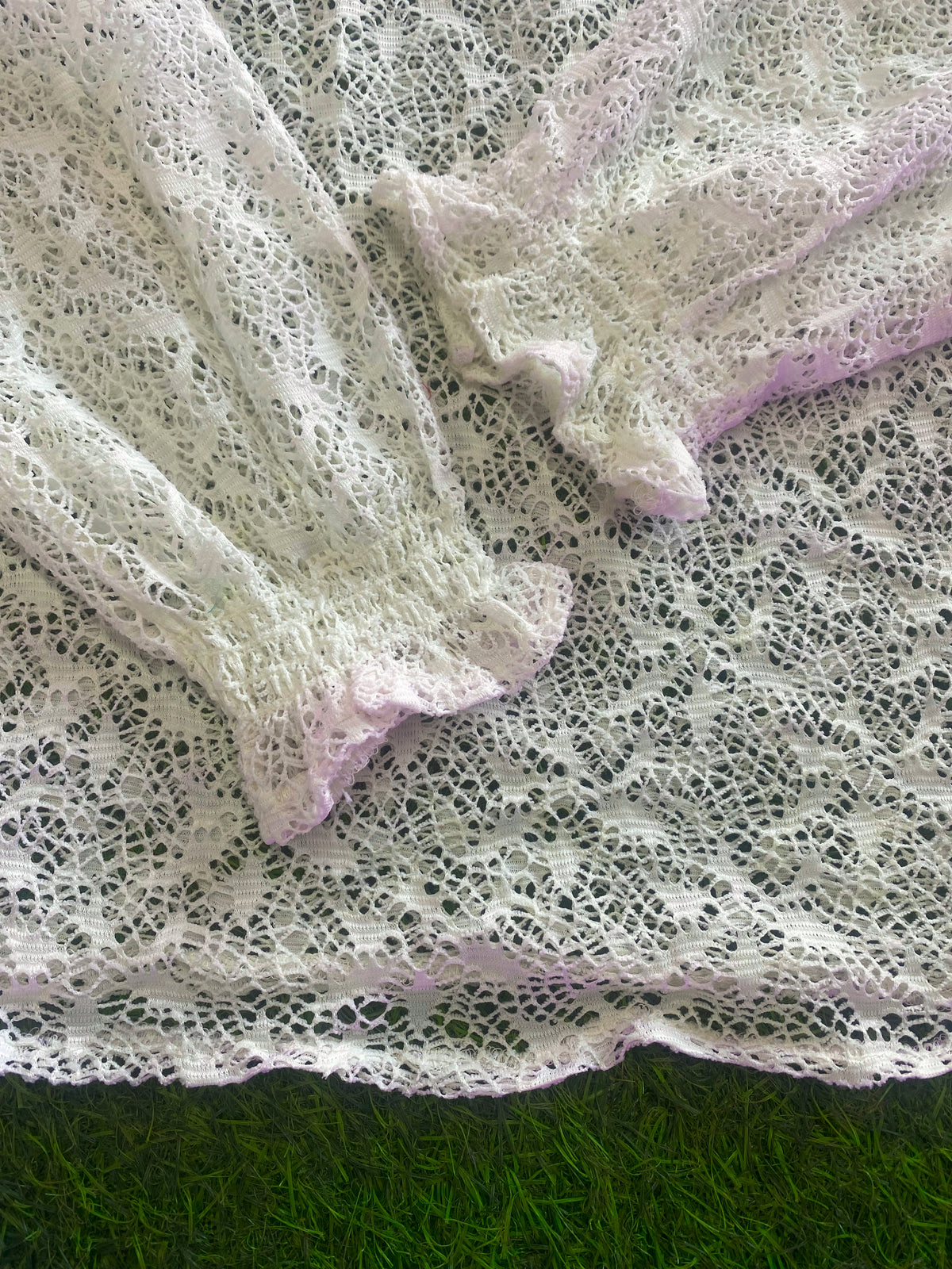 Amari Cream Lace Long Sleeve Blouse — detail