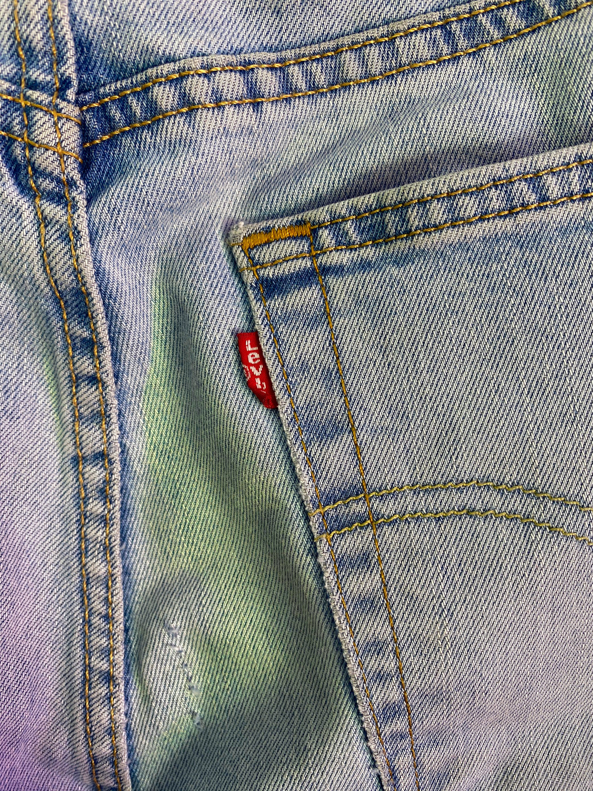 Levi's Light Wash 512 Jeans — detail