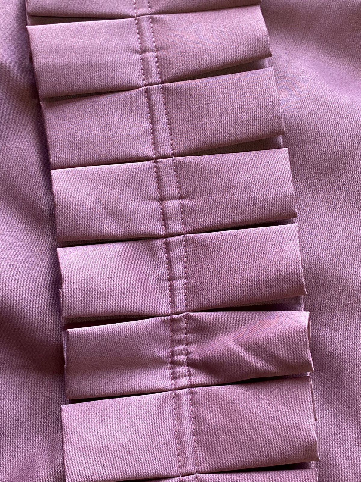 Victoria Line Dusty Rose Pleated Pencil Skirt — detail