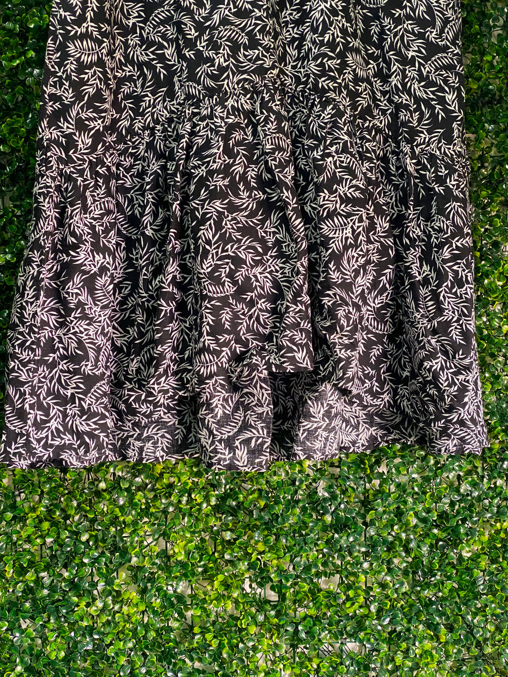 Country Road Botanical Maxi Dress — detail