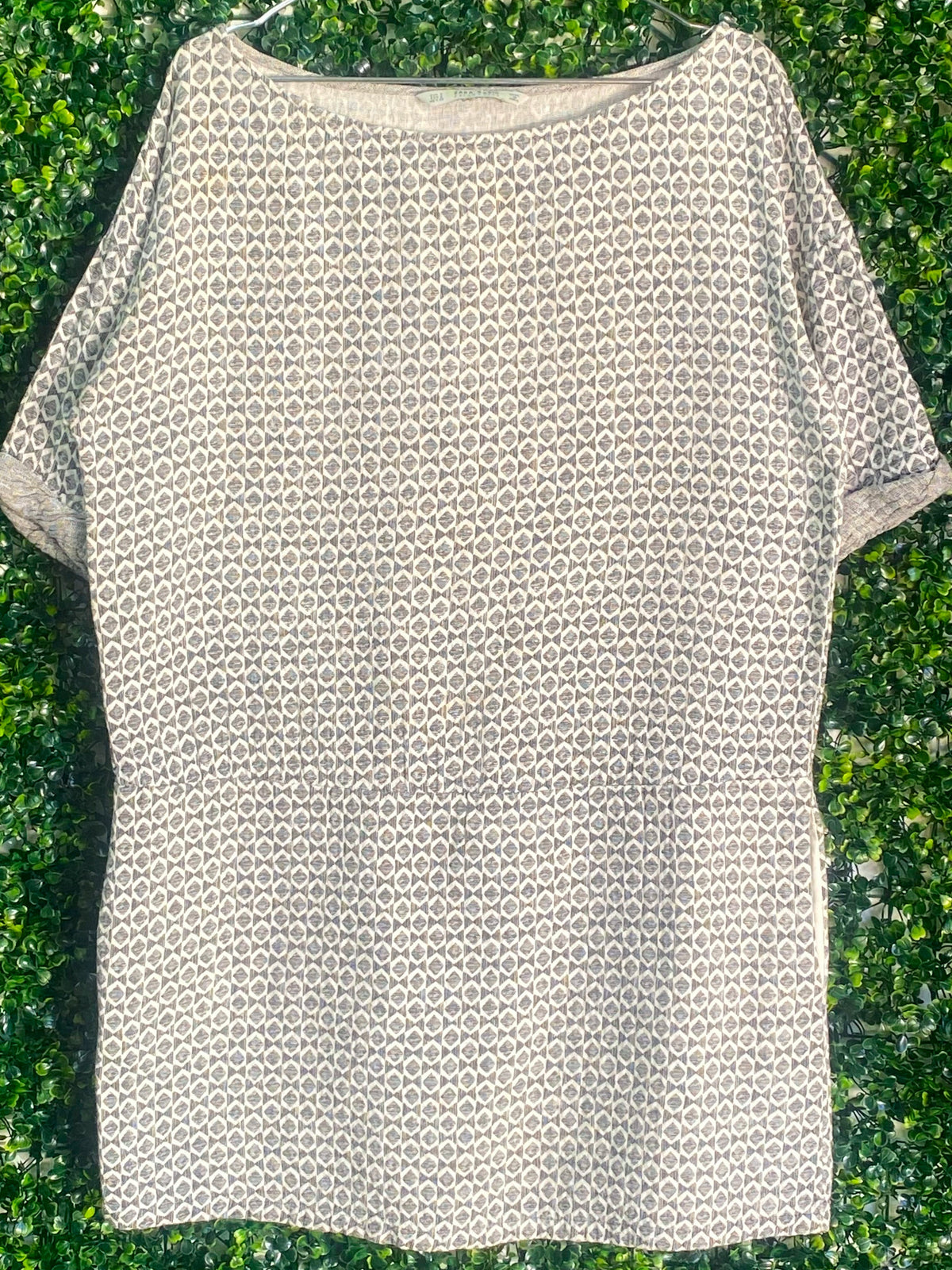 Zara Basic Neutral Geo Knit Shift Dress — front