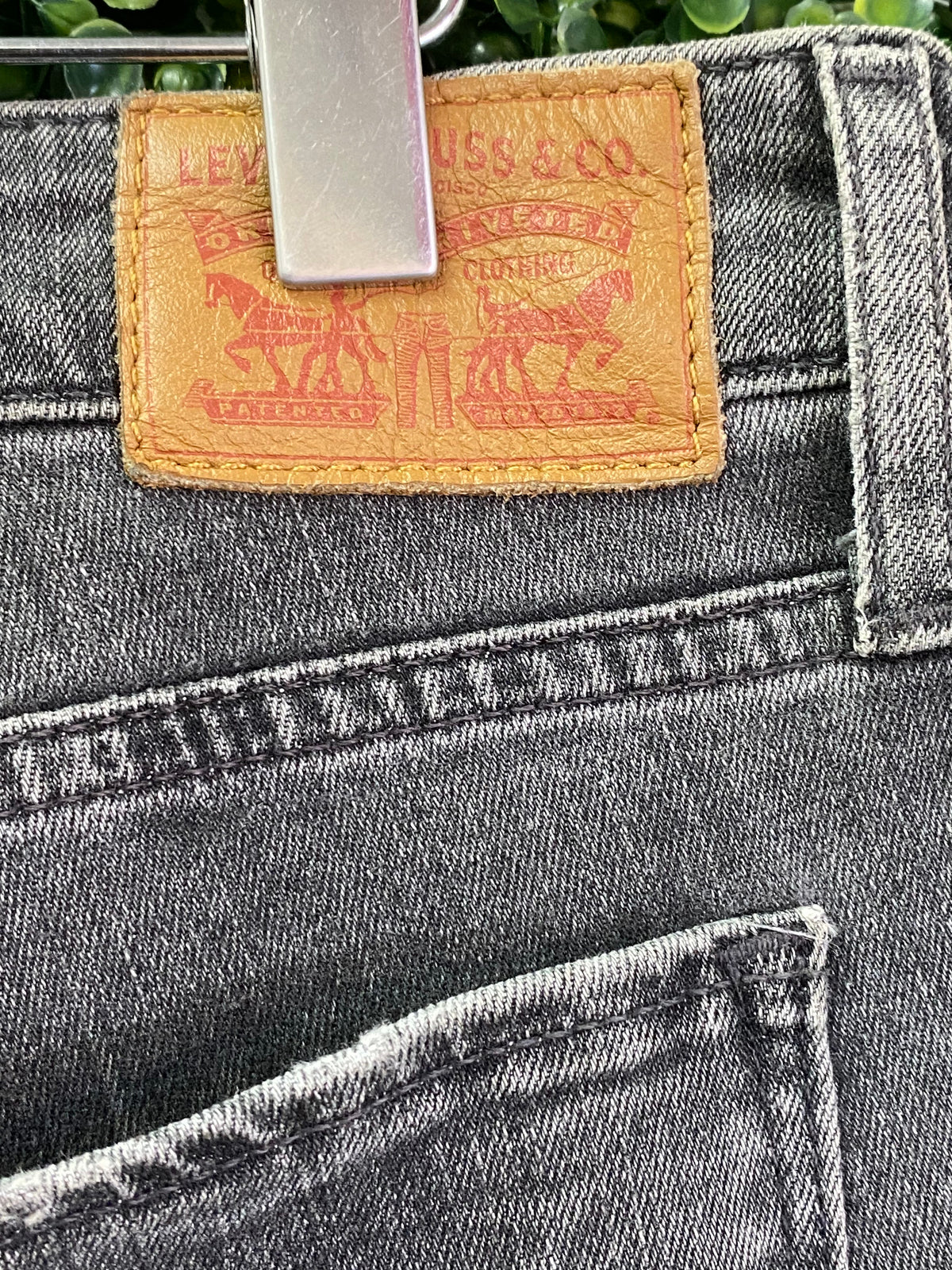 Levi's 711 Skinny Charcoal Grey Jeans — brand_detail