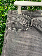 Levi's 711 Skinny Charcoal Grey Jeans — detail