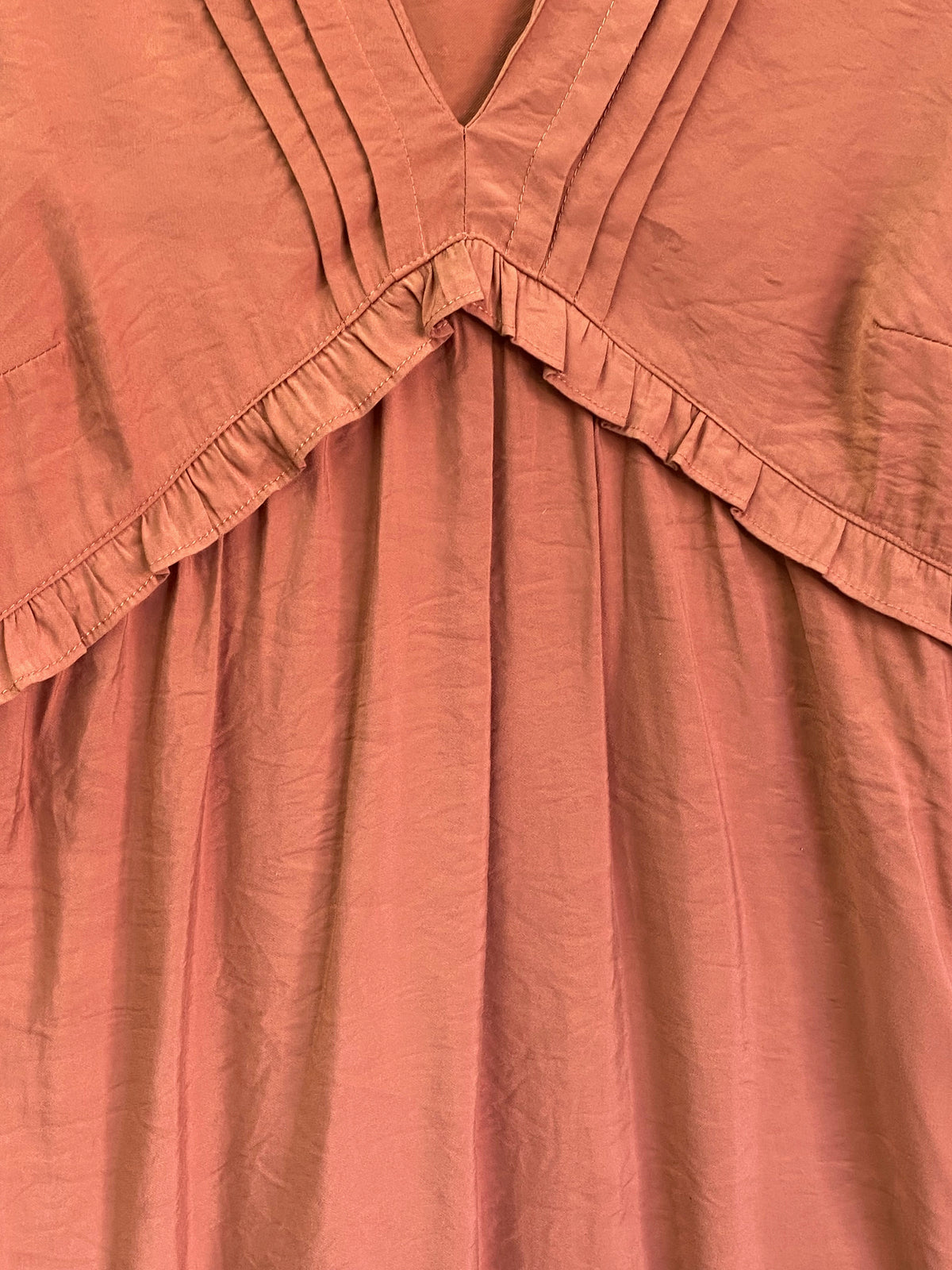My Jewellery Dusty Rose Ruffle Mini Dress — detail