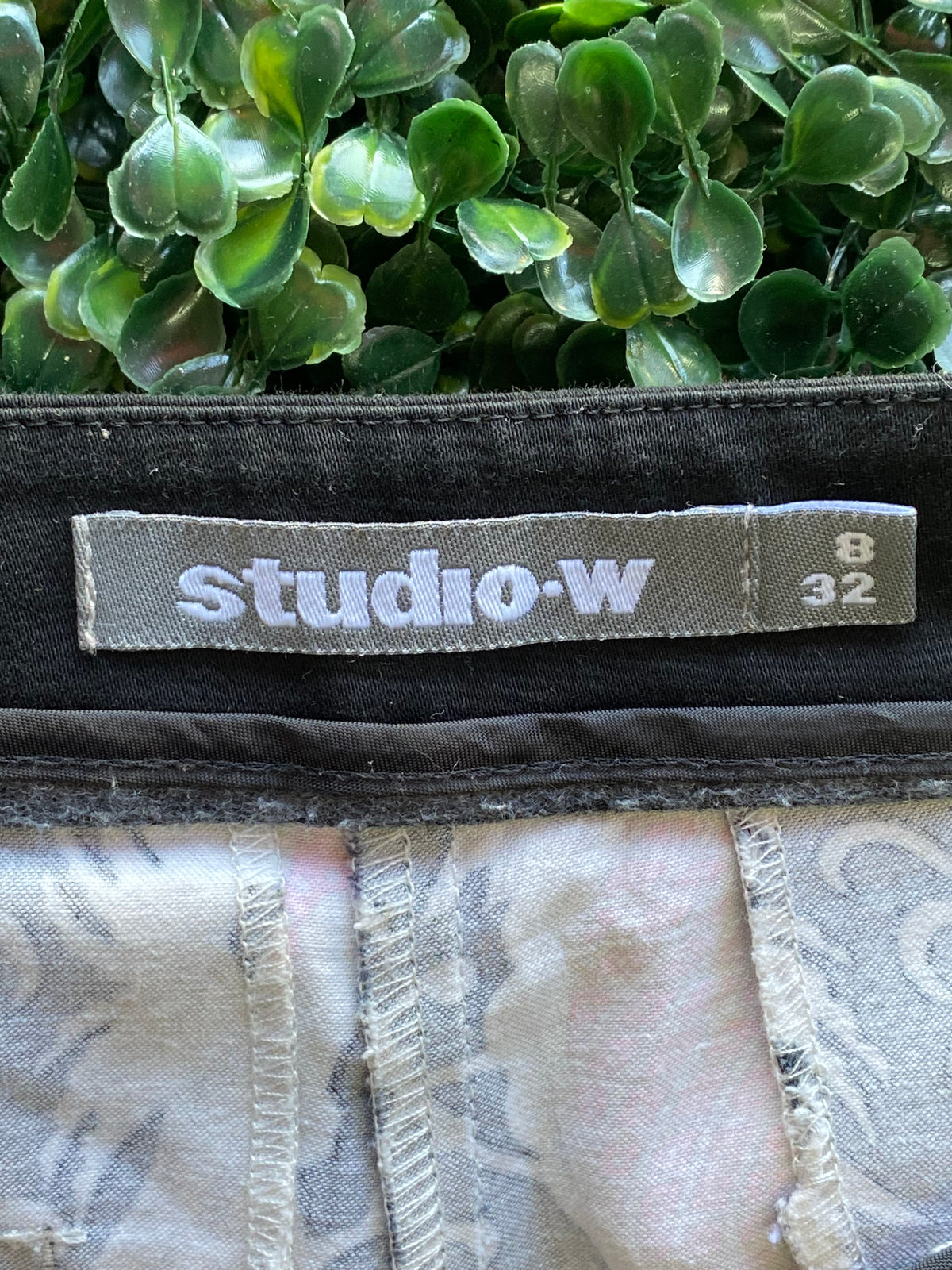 Studio.W Black & Blush Baroque-Print Slim Pants — brand